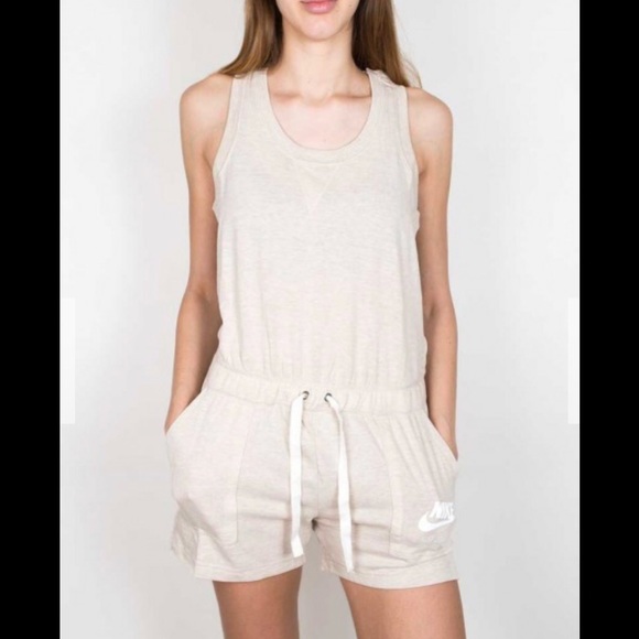 Nike Pants - Nike retro vintage gym romper